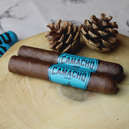 Camacho Ecuador Robusto Cigar - Box of 20